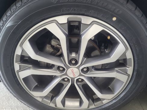 Used 2021 GMC Terrain SLT FWD image 31