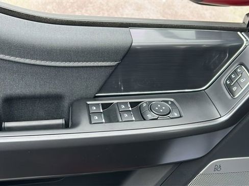 New 2025 Ford F150 Lariat w/ Equipment Group 501A Mid image 9