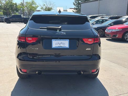 Used 2017 Jaguar F-PACE R-Sport AWD/4WD image 6