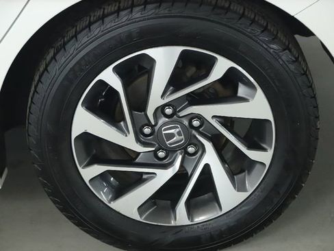 Used 2017 Honda Civic EX image 48