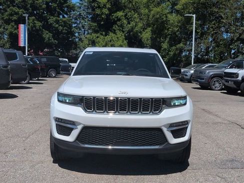 Used 2024 Jeep Grand Cherokee Limited 4xe AWD/4WD image 8