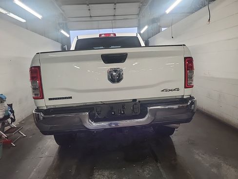 Used 2024 RAM 2500 Big Horn w/ Off Road Package AWD/4WD image 7