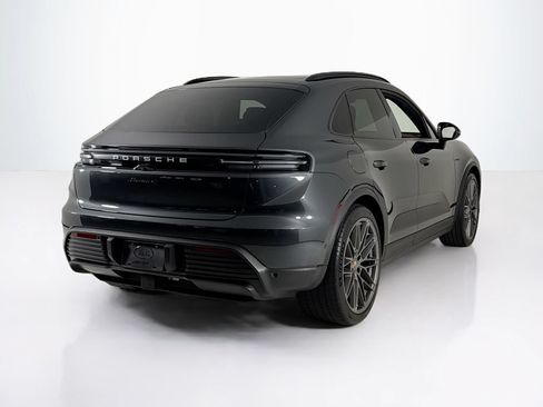 Certified 2024 Porsche Macan 4 Electric AWD/4WD image 5