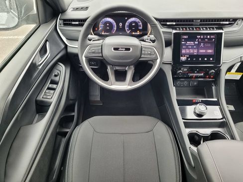 New 2026 Jeep Grand Cherokee Laredo X AWD/4WD image 5