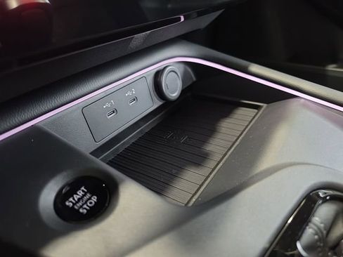New 2026 Nissan Sentra SV w/ SV Convenience Package FWD image 34