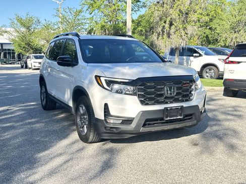 Used 2023 Honda Passport TrailSport image 8