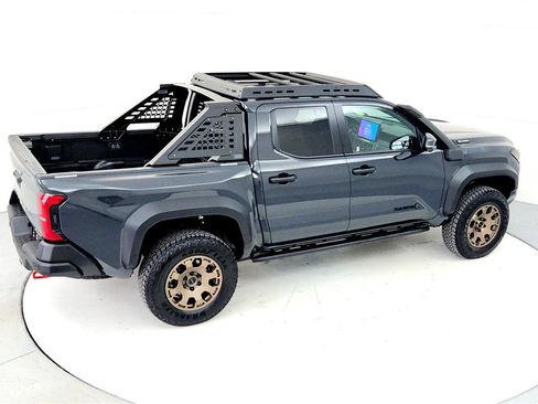 Certified 2025 Toyota Tacoma 4x4 Double Cab Hybrid image 18