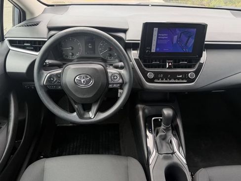 Used 2024 Toyota Corolla LE FWD image 10
