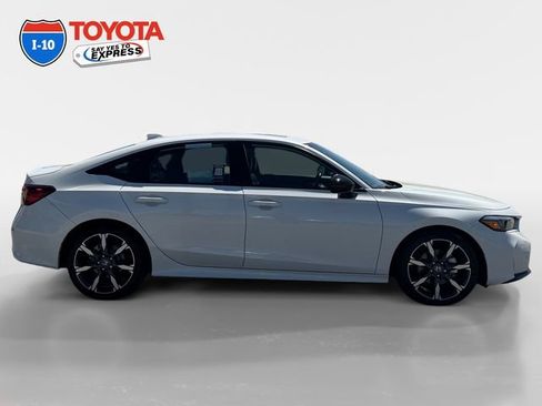 Used 2025 Honda Civic Sport image 6
