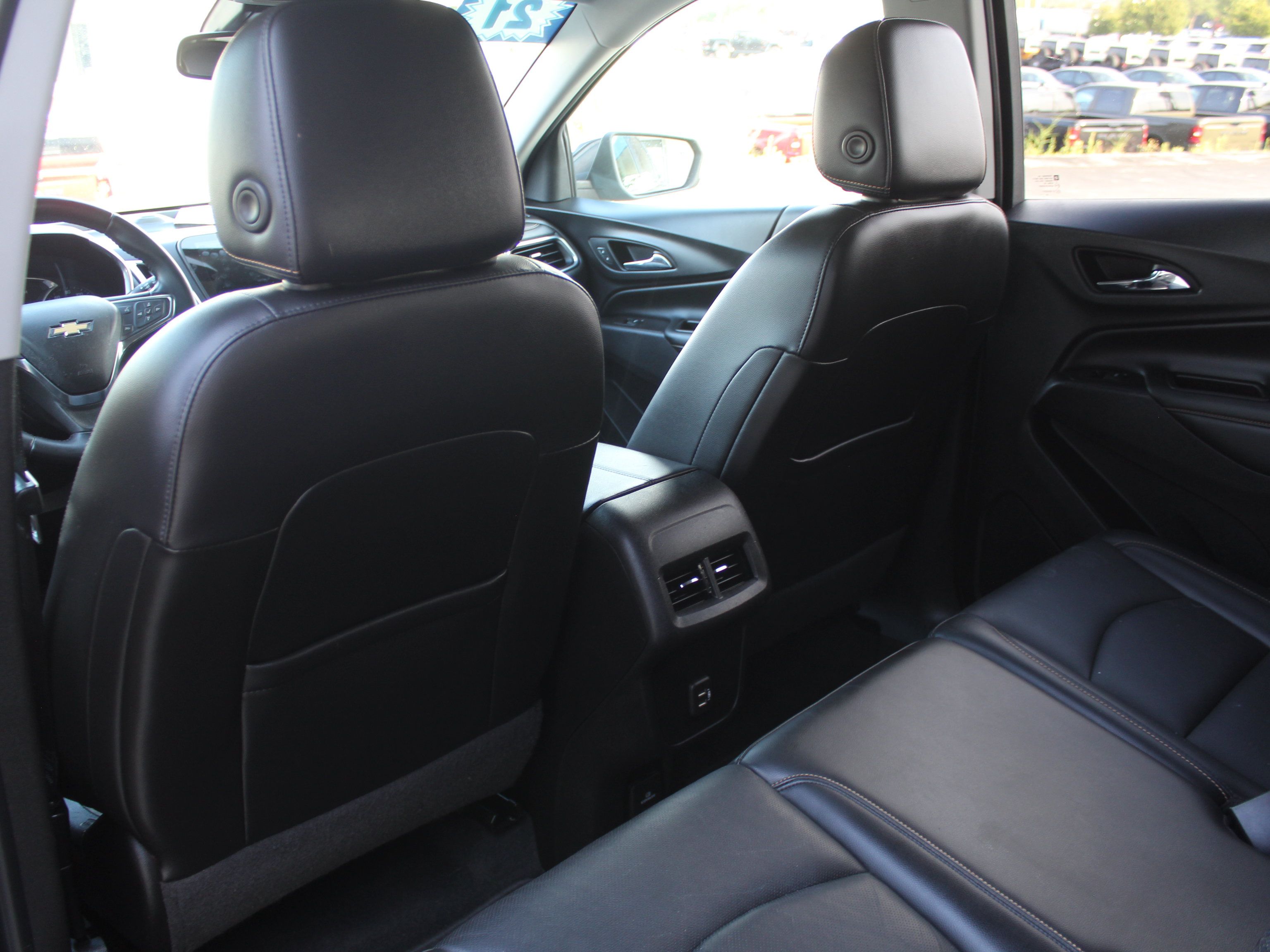 Used 2021 Chevrolet Equinox Premier FWD image 23