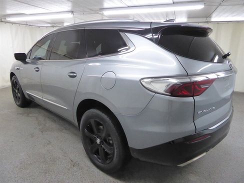 Used 2023 Buick Enclave Essence w/ Sport Touring Edition image 5