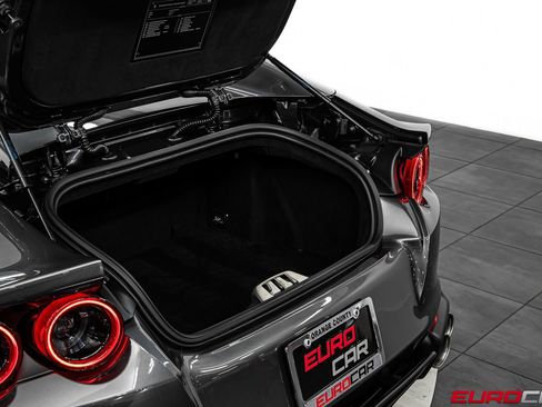 Used 2021 Ferrari 812 GTS image 20