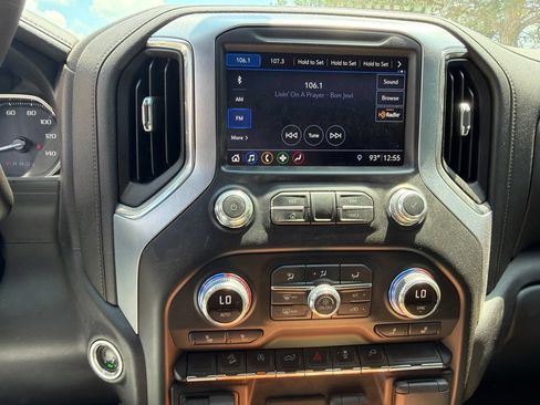 Used 2019 GMC Sierra 1500 Elevation w/ Elevation Value Package AWD/4WD image 7