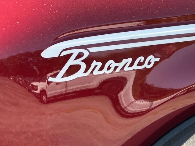 New 2026 Ford Bronco Heritage Edition AWD/4WD image 6