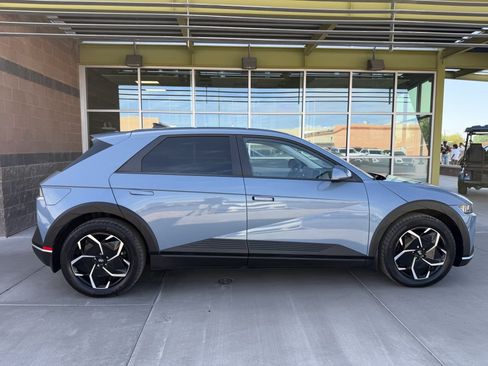 Used 2024 Hyundai Ioniq 5 SEL AWD/4WD image 9