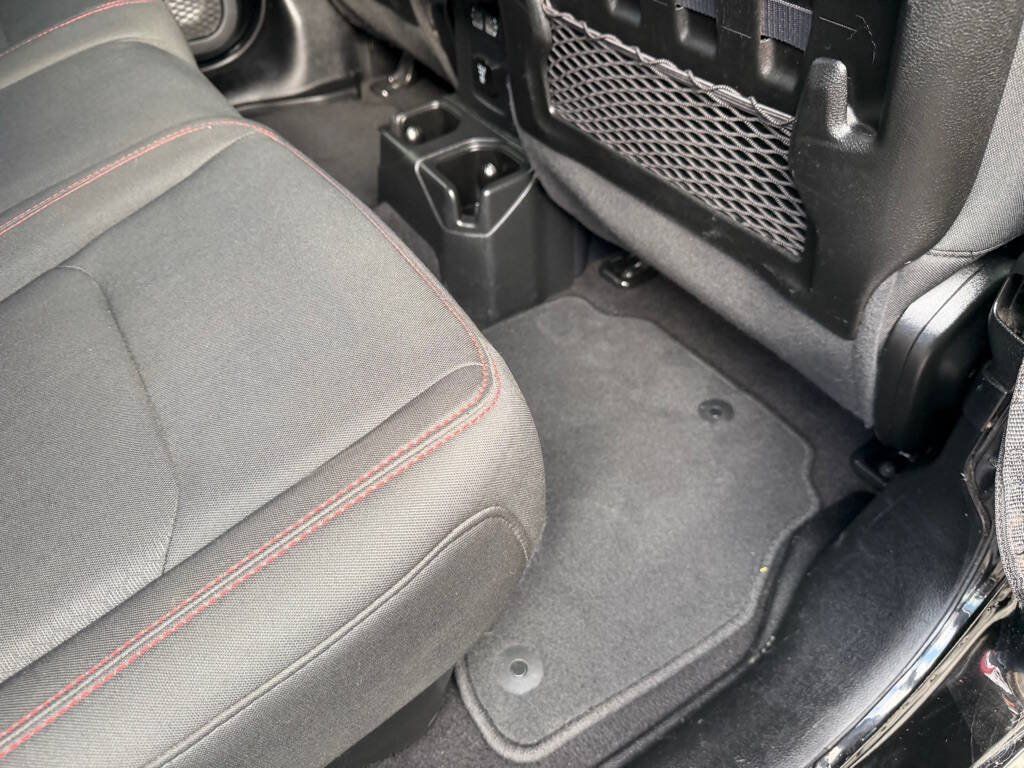 Used 2021 Jeep Gladiator Rubicon w/ Dual Top Group AWD/4WD image 57