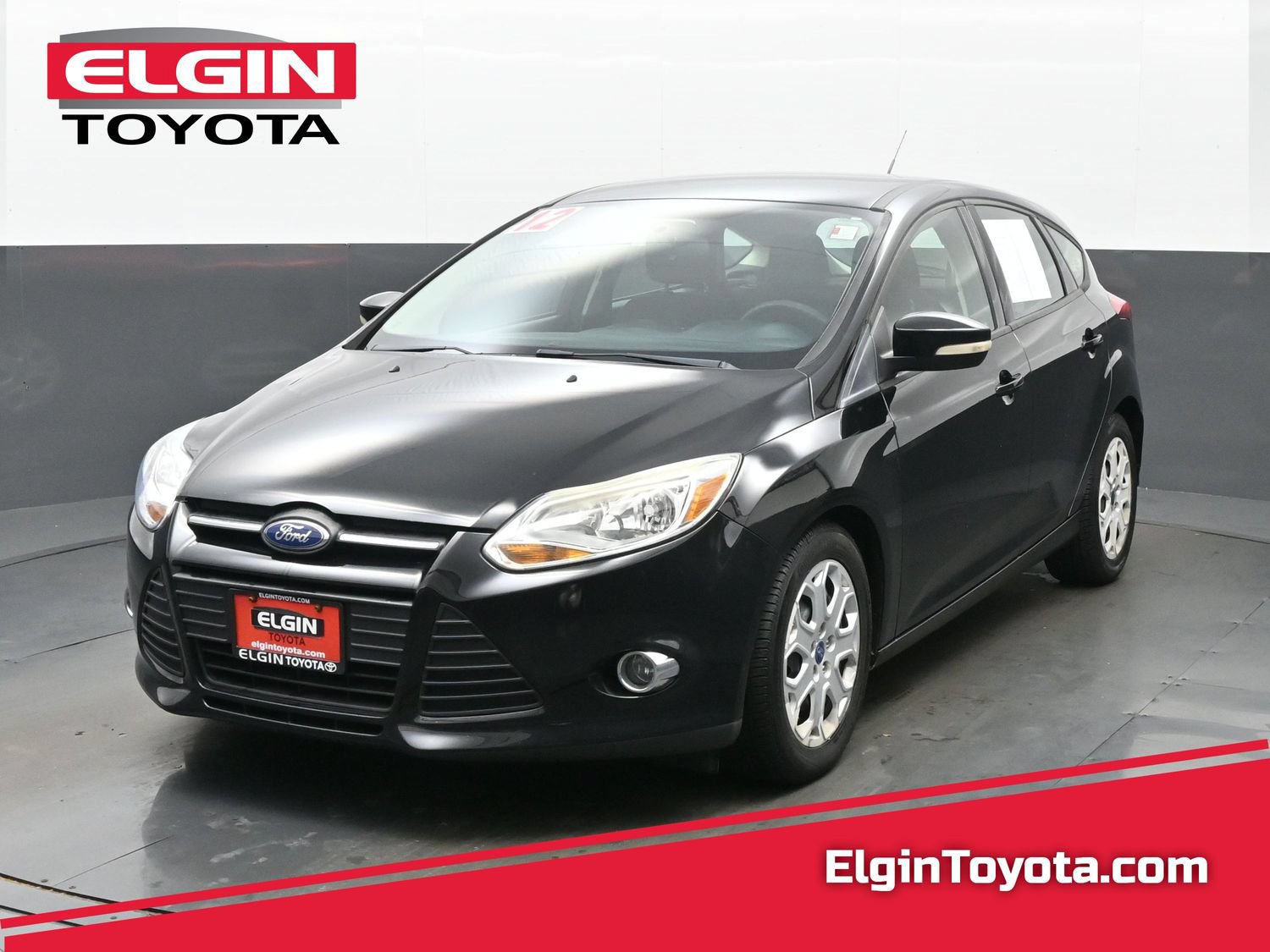 Used 2012 Ford Focus SE FWD image 1