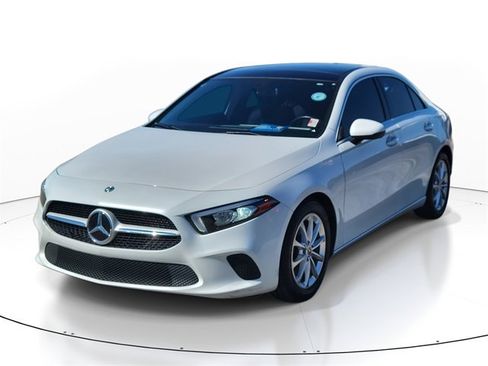 Used 2020 Mercedes-Benz A 220 image 2