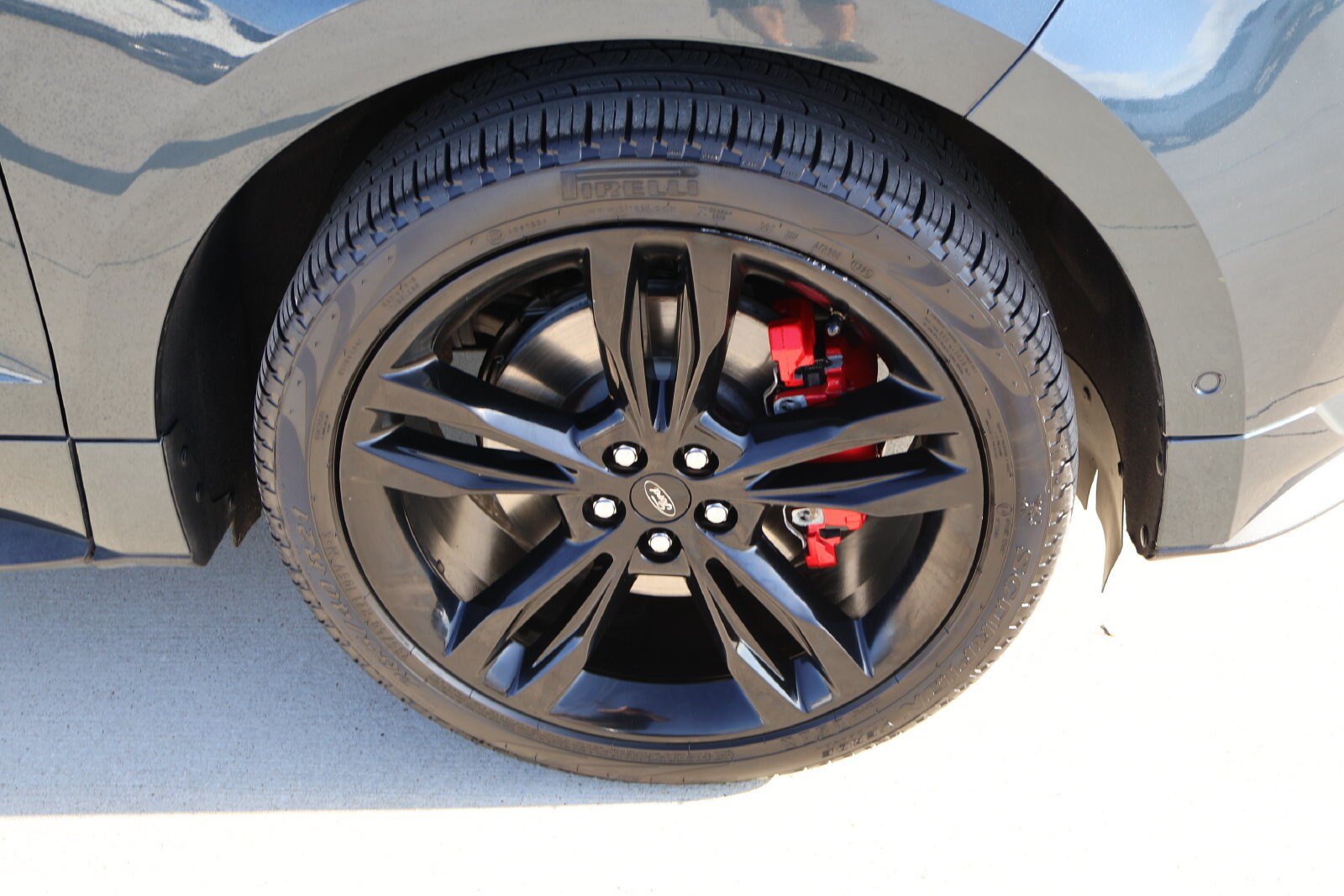 Used 2022 Ford Edge ST w/ Equipment Group 401A AWD/4WD image 11