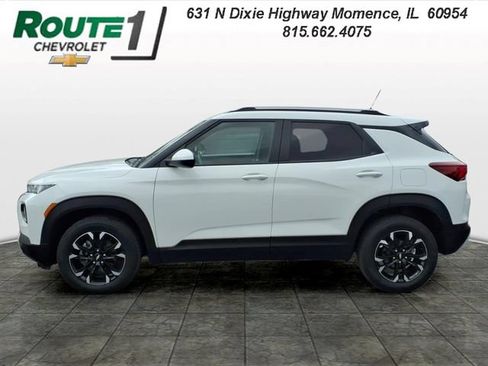Used 2023 Chevrolet TrailBlazer LT AWD/4WD image 2