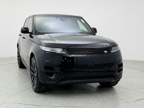 New 2026 Land Rover Range Rover Sport SE image 2
