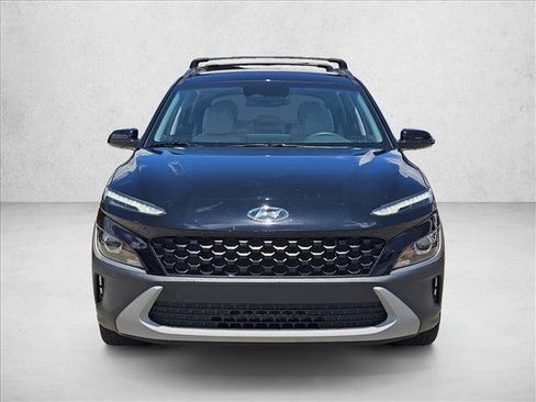 Used 2023 Hyundai Kona SEL FWD image 2
