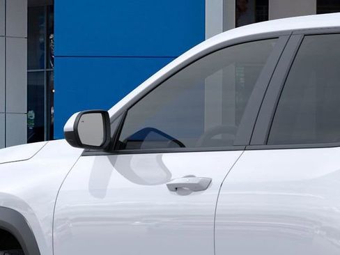 New 2026 Chevrolet Equinox LT image 12