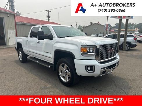 Used 2015 GMC Sierra 2500 Denali AWD/4WD image 1
