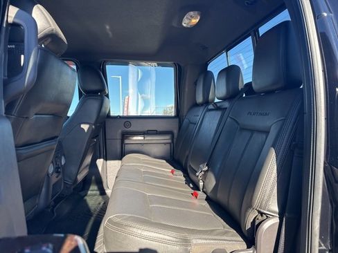 Used 2016 Ford F250 Platinum w/ Platinum Package image 19