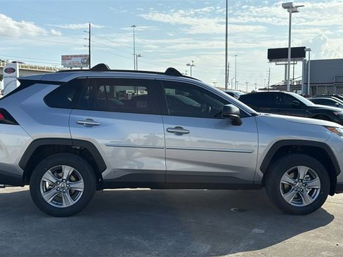 New 2025 Toyota RAV4 LE image 4