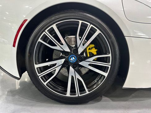 Used 2015 BMW i8 AWD/4WD image 6