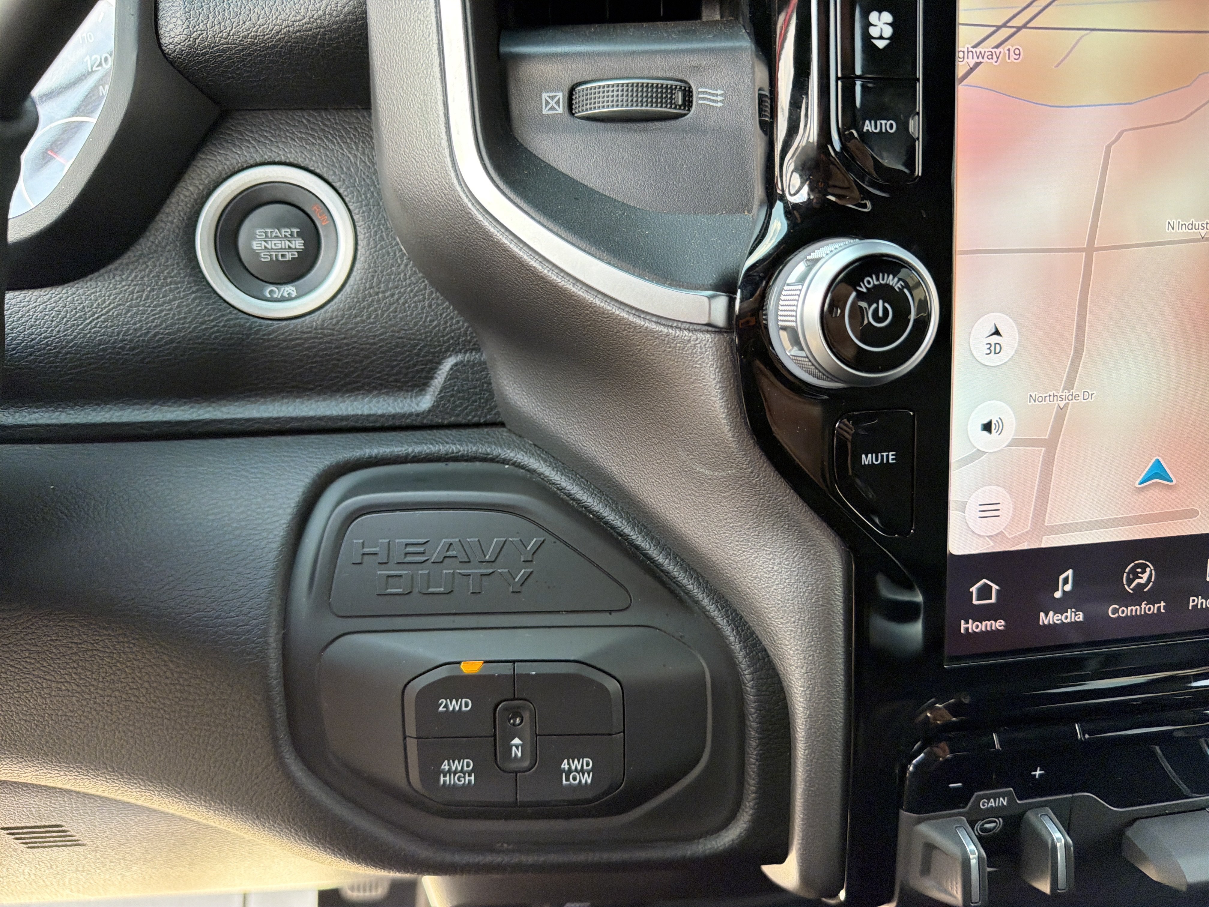Used 2026 RAM 2500 Big Horn AWD/4WD image 21