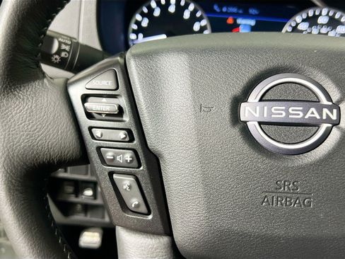 Used 2025 Nissan Frontier SV w/ SV Convenience Package AWD/4WD image 18