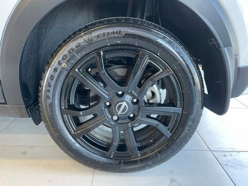 Used 2024 Nissan Kicks SV image 17