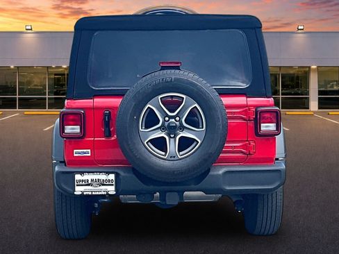 Used 2021 Jeep Wrangler Unlimited Sport AWD/4WD image 4