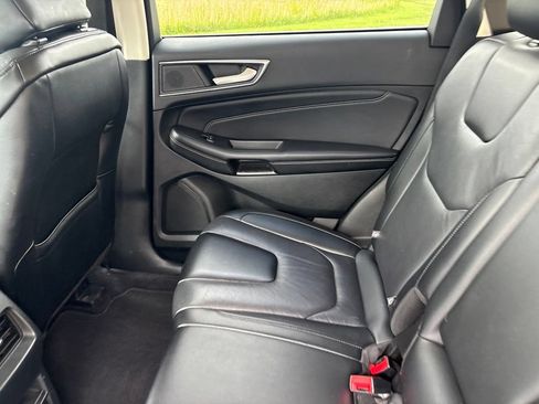 Used 2022 Ford Edge Titanium AWD/4WD image 47