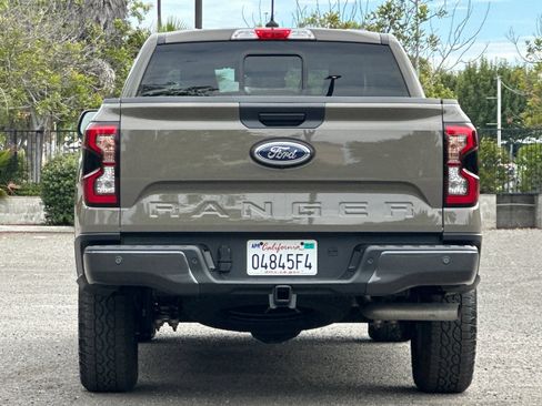 Certified 2025 Ford Ranger XLT w/ FX4 Off-Road Package AWD/4WD image 4