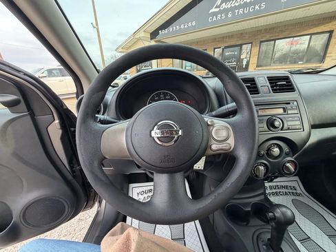 Used 2013 Nissan Versa S Plus image 19