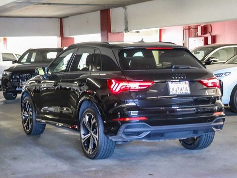 Used 2023 Audi Q3 2.0T Premium Plus w/ Premium Plus Package AWD/4WD image 2