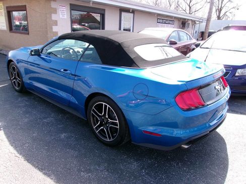 Used 2020 Ford Mustang Premium image 5