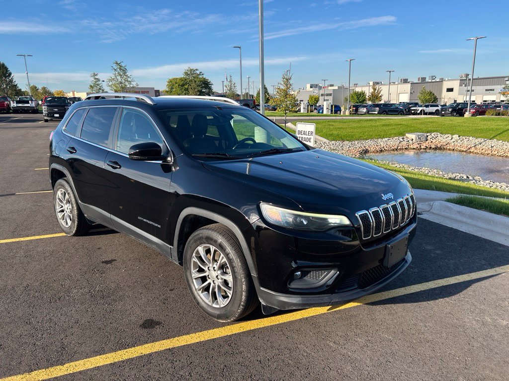 Used 2021 Jeep Cherokee Latitude Lux w/ Comfort/Convenience Group AWD/4WD image 5