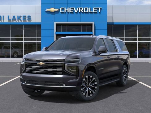 New 2025 Chevrolet Suburban High Country image 6