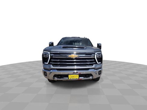 Used 2024 Chevrolet Silverado 2500 LTZ w/ LTZ Premium Package AWD/4WD image 3