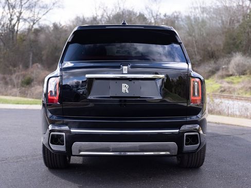 New 2025 Rolls-Royce Cullinan image 7