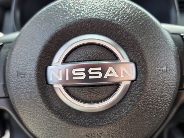 Used 2025 Nissan Kicks Play S FWD image 31