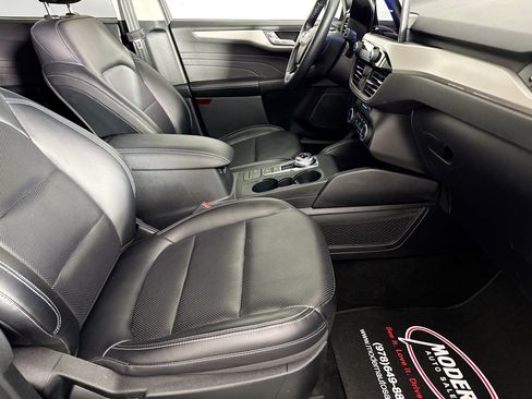 Used 2021 Ford Escape SEL AWD/4WD image 35
