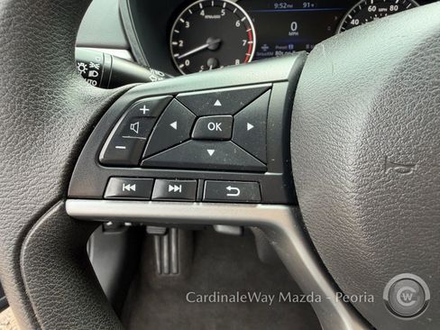 Used 2022 Nissan Altima 2.5 SV FWD image 21