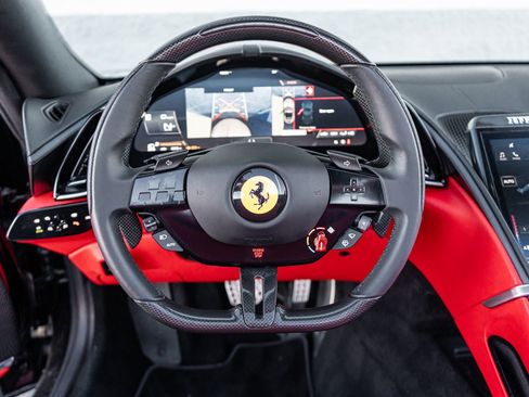 Used 2024 Ferrari Roma Spider image 32