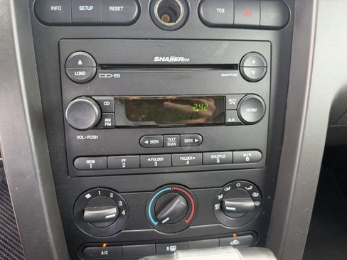 Used 2007 Ford Mustang GT Premium RWD image 20