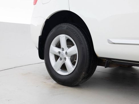 Used 2013 Nissan Rogue S w/ Special Edition Pkg AWD/4WD image 19
